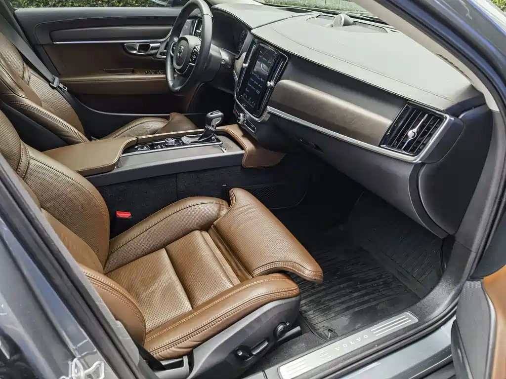 Volvo V90 — миниатюра 25