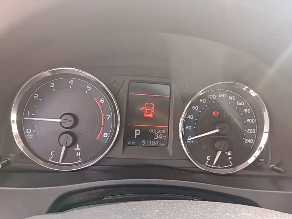 Toyota Corolla — миниатюра 12
