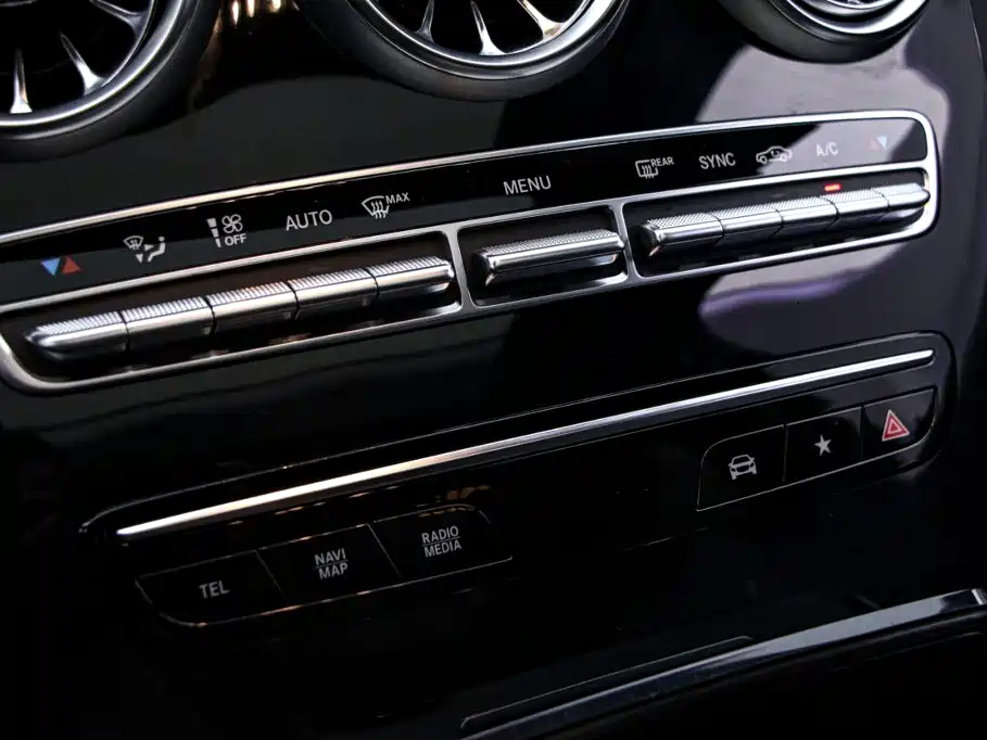 Mercedes-Benz GLC — миниатюра 9