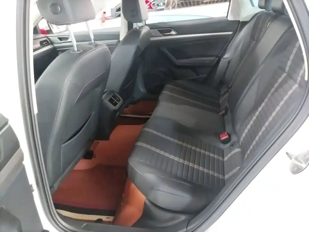 Volkswagen Lavida — миниатюра 17