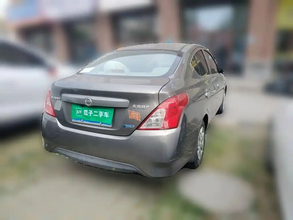 Nissan Sunny — миниатюра 4