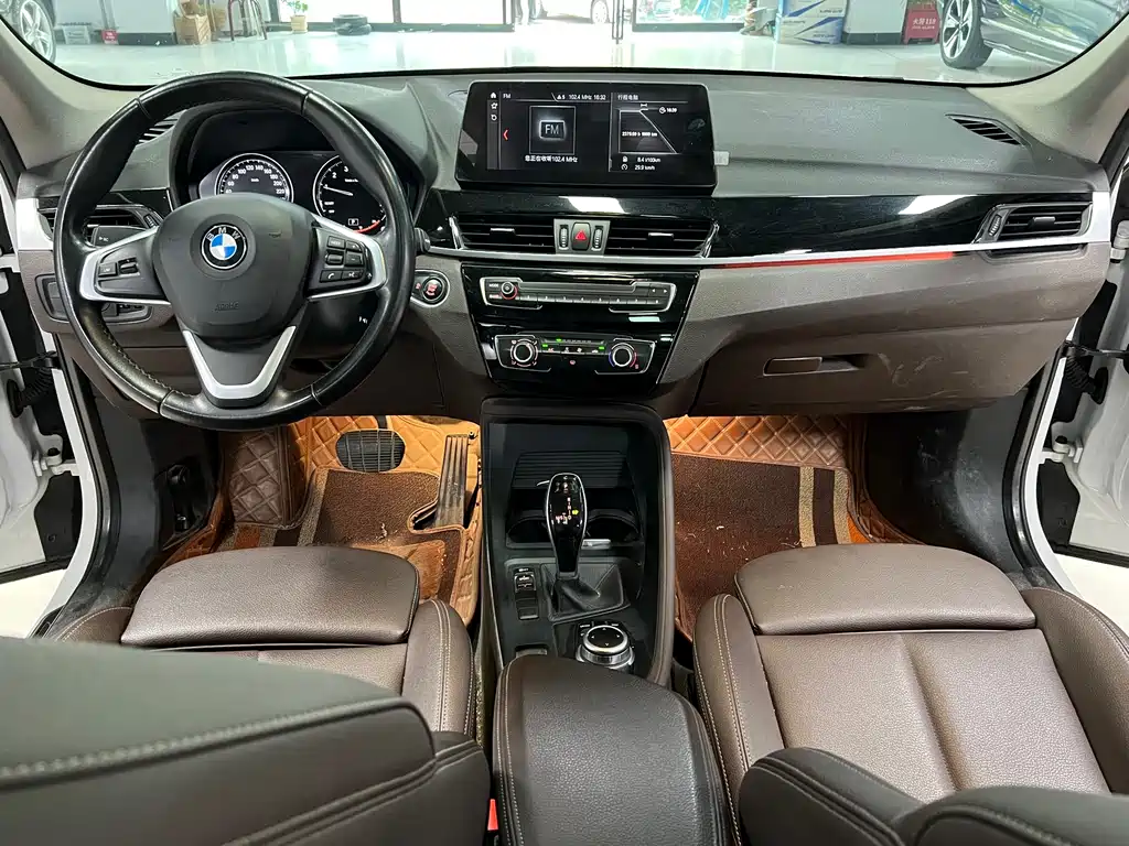 BMW X1 — миниатюра 10