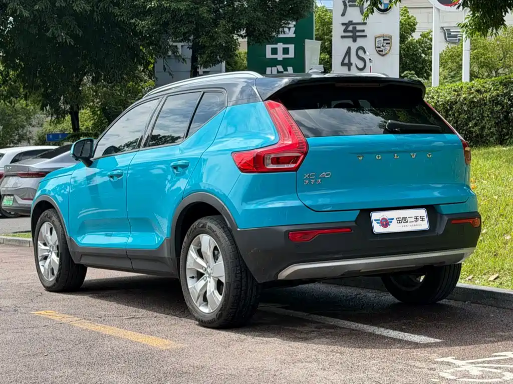 Volvo XC40 — миниатюра 4