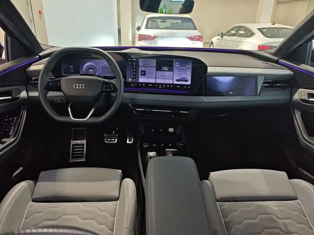 Audi Q6L e-tron — миниатюра 10