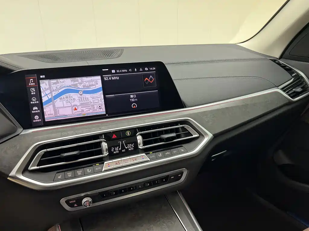BMW X5 (Import) — миниатюра 10