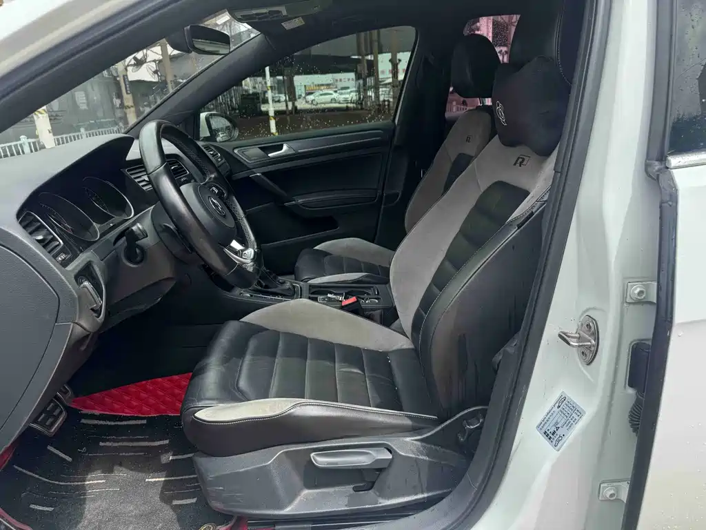 Volkswagen Golf — миниатюра 6