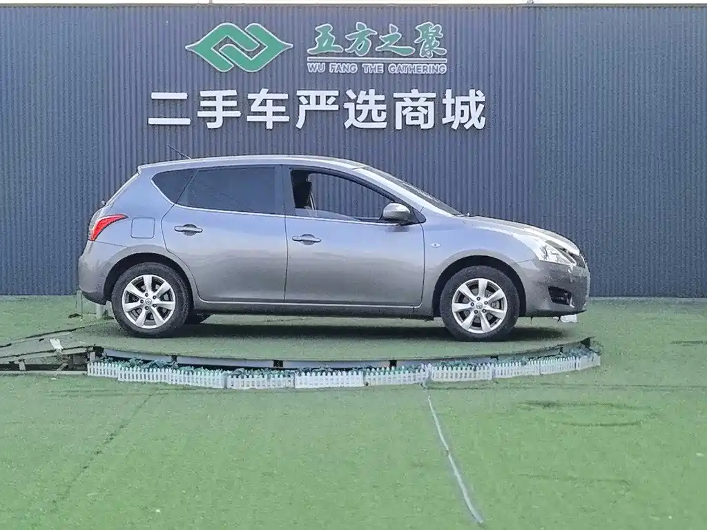 Nissan Tiida — миниатюра 21