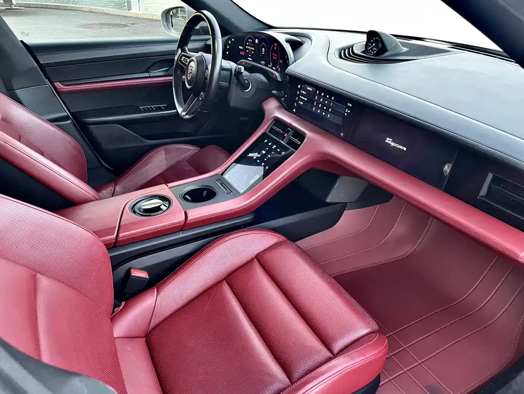 Porsche Taycan — миниатюра 12