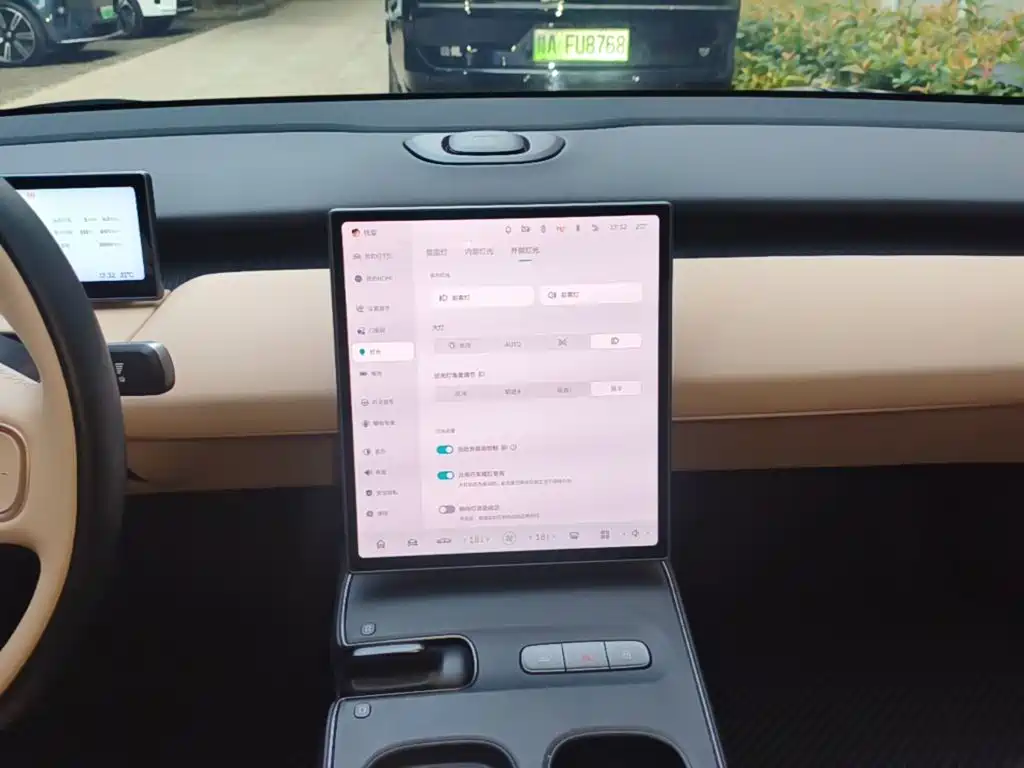 NIO ET5 — миниатюра 13