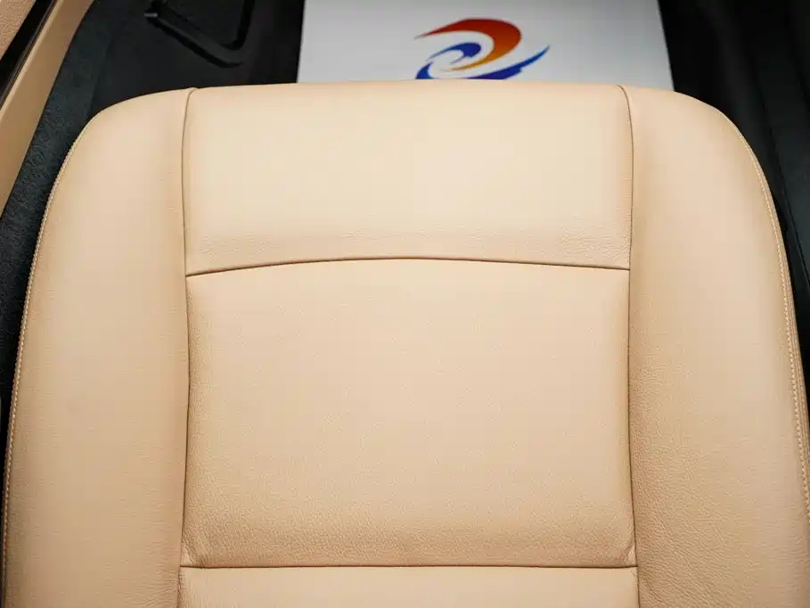 BMW 7 Series — миниатюра 31