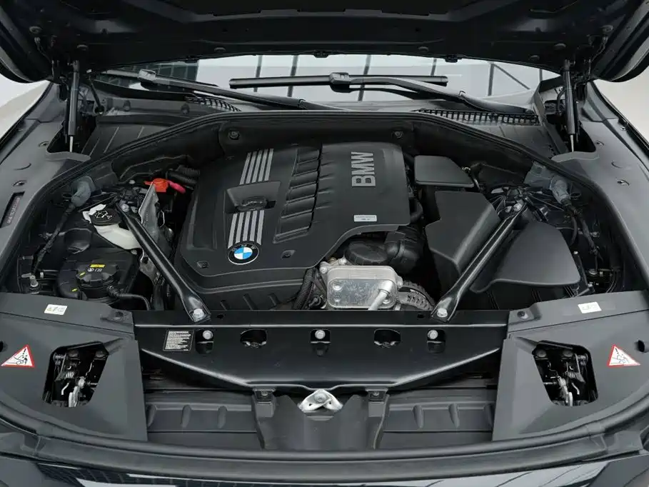 BMW 7 Series — миниатюра 37