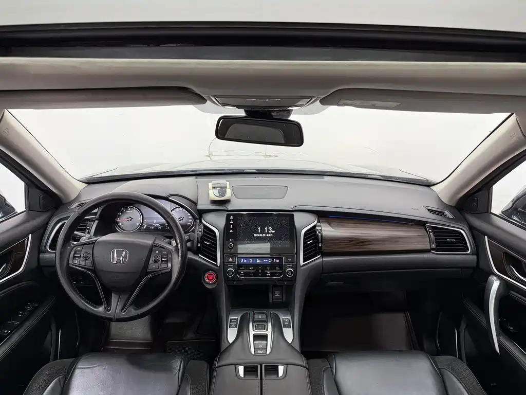 Honda Avancier 2017 370TURBO Luxury