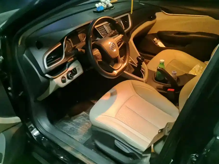 Buick Excelle — миниатюра 9