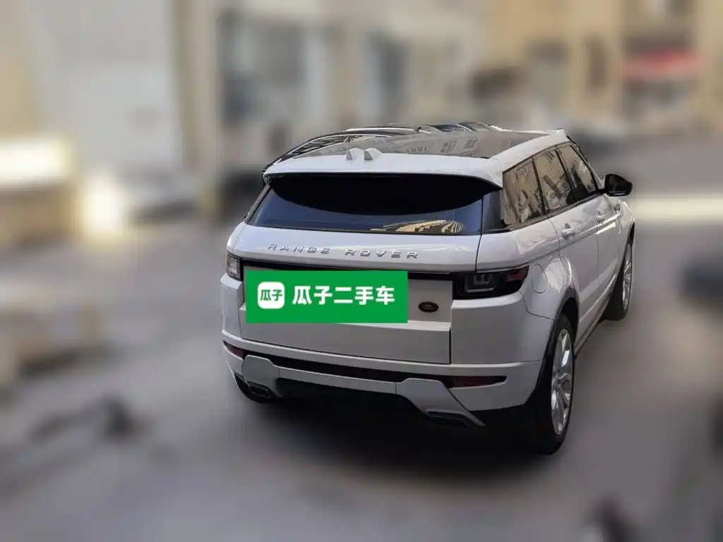 Land Rover Evoque — миниатюра 6