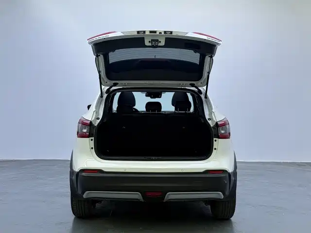 Nissan Qashqai — миниатюра 16