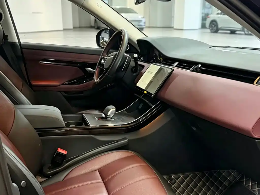 Land Rover Range Rover Evoque 2024 L SE
