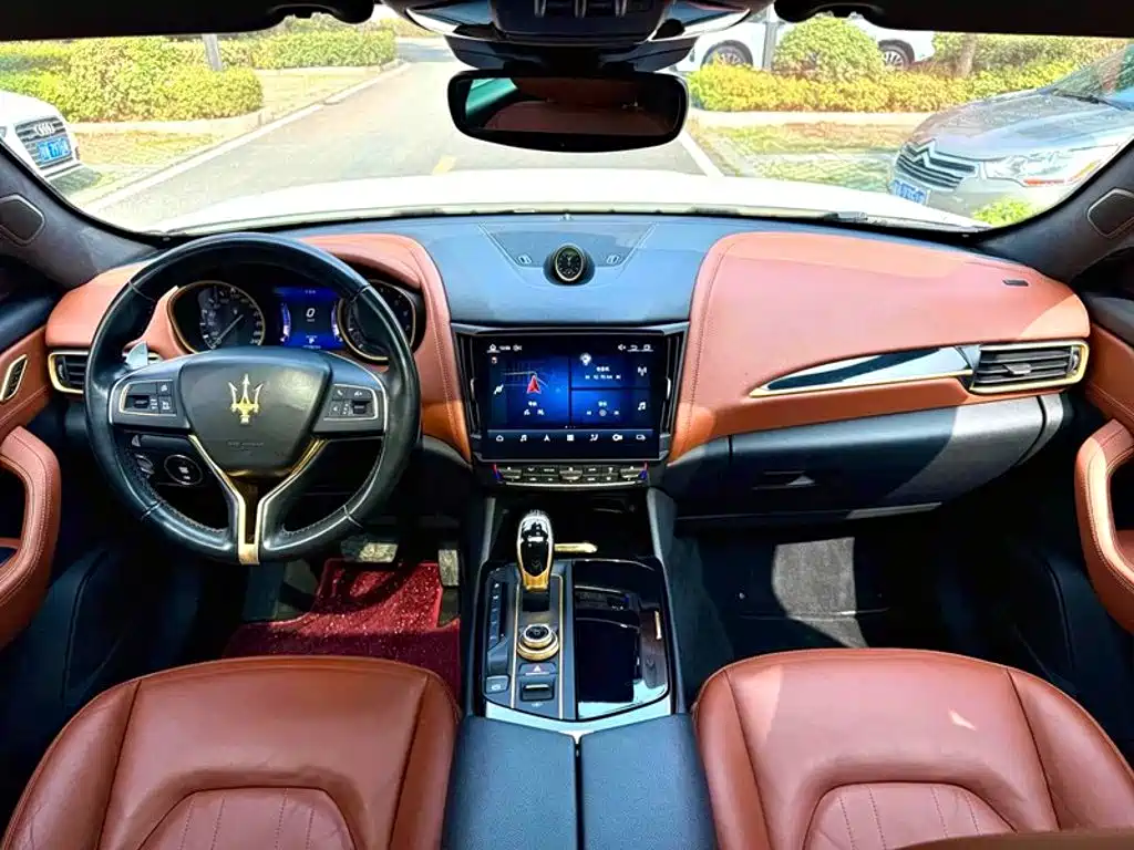 Maserati Levante — миниатюра 12