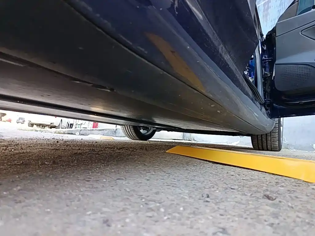 Tesla Model 3 — миниатюра 21