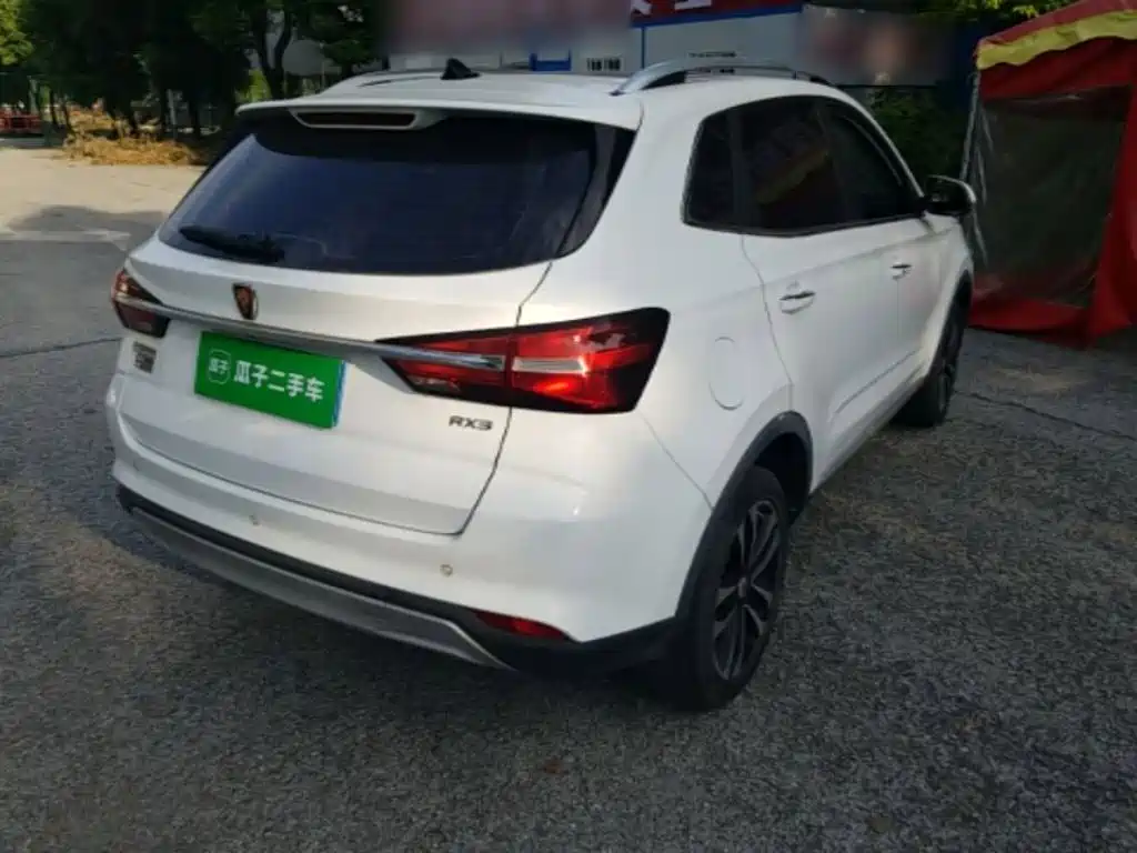 Roewe RX3 — миниатюра 7