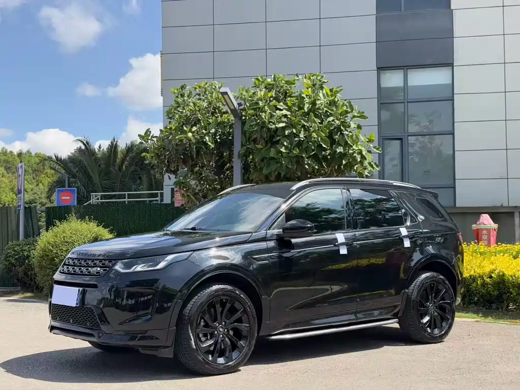 Land Rover Discovery Sport 2021