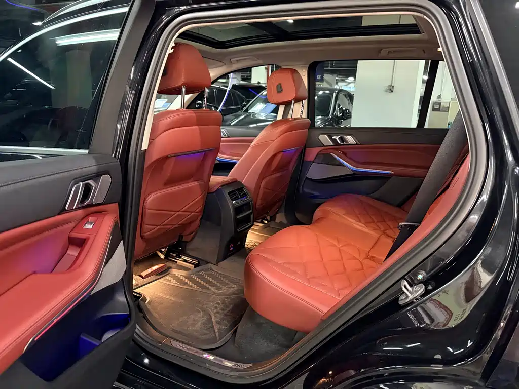 BMW X5 — миниатюра 7