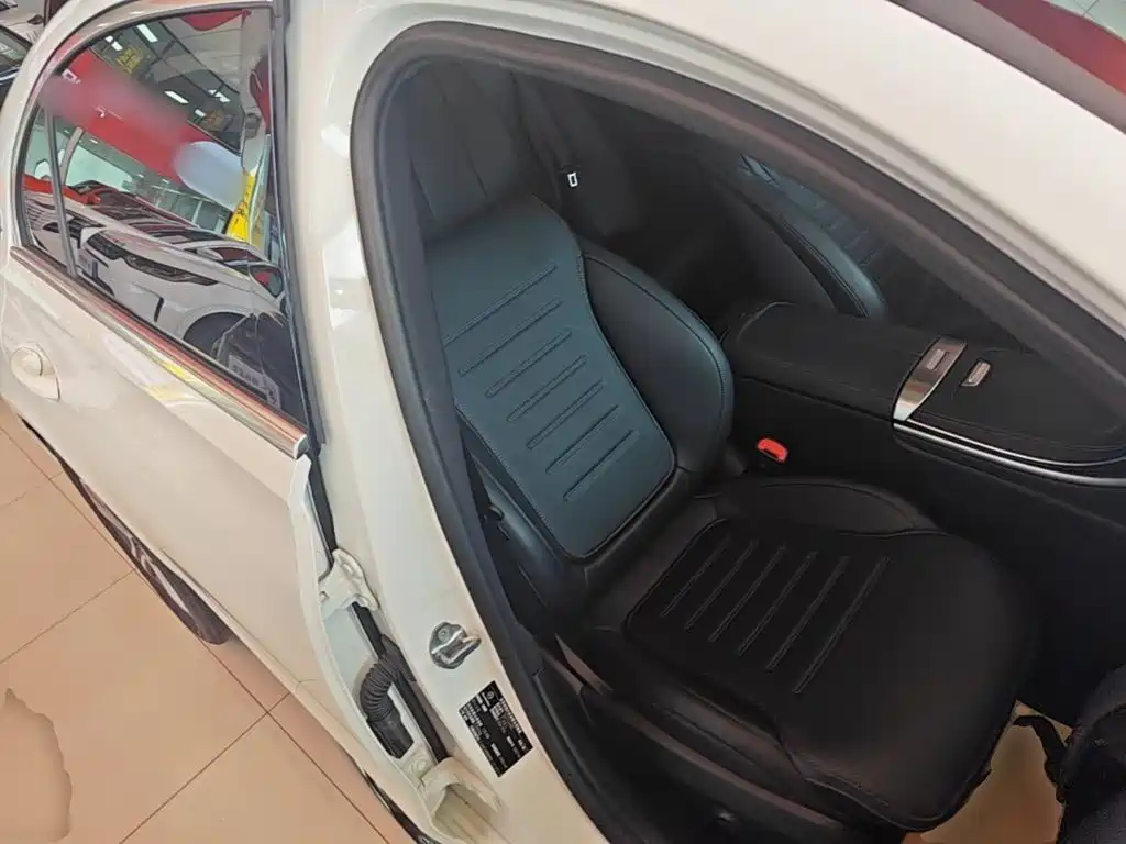 Mercedes-Benz C-Class — миниатюра 25