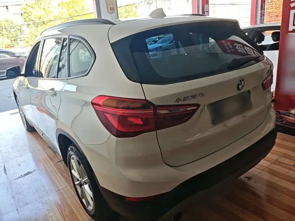 BMW X1 — миниатюра 5