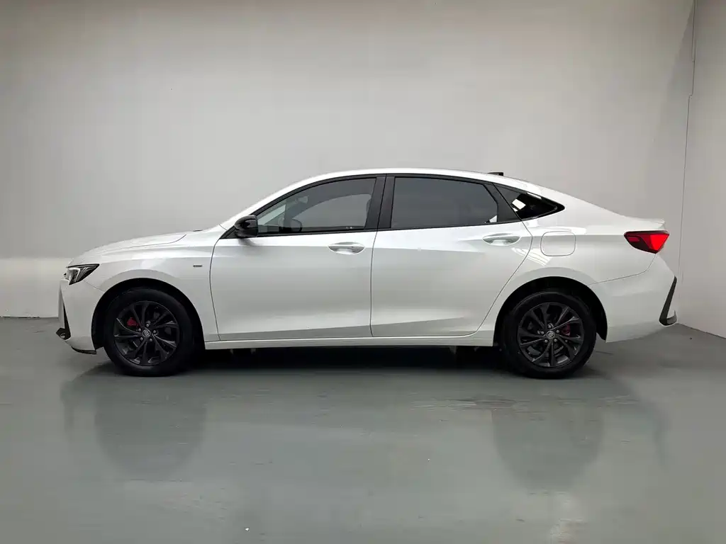 Buick Verano — миниатюра 3