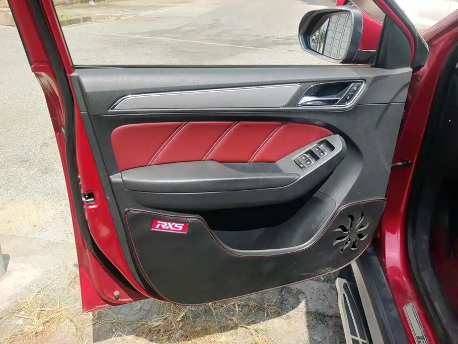 Roewe RX5 — миниатюра 7