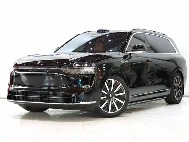 AITO ASK THE WORLD M9 2025