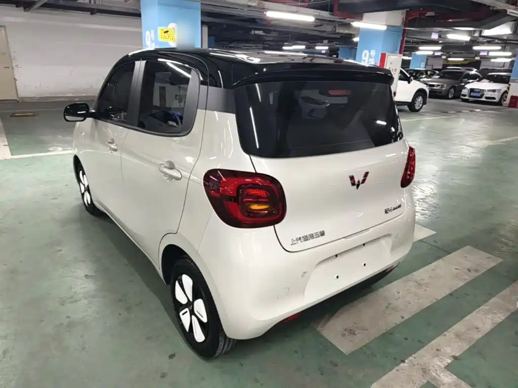 Wuling MINIEV — миниатюра 5