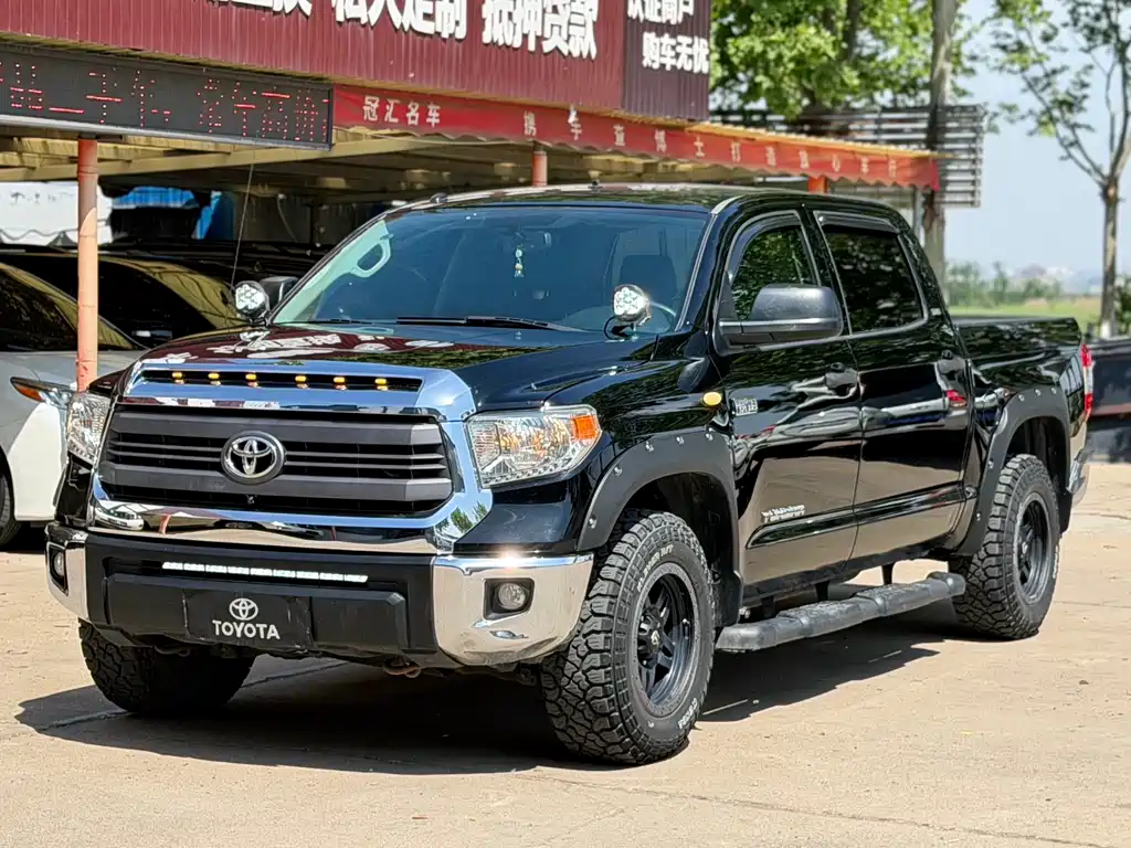 Toyota Tantu 2014