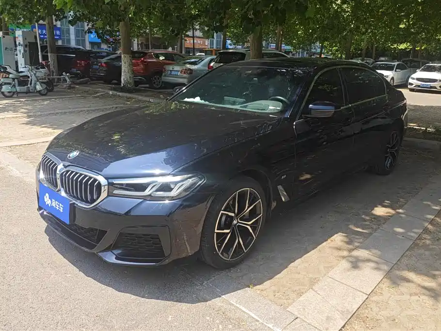 BMW 5 Series 2023