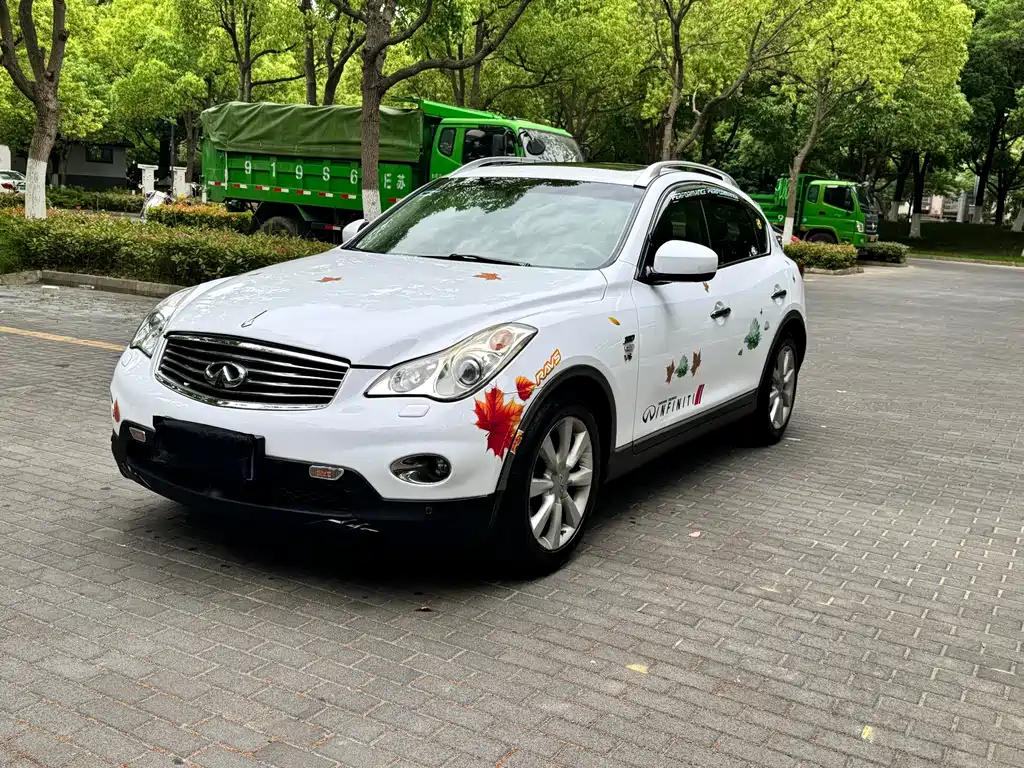 Infiniti EX 2012