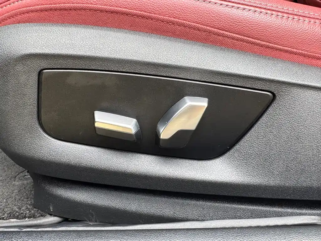 BMW 5 Series — миниатюра 21