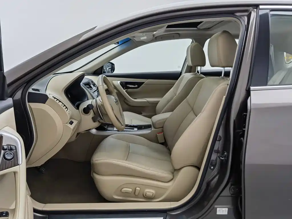 Nissan Teana — миниатюра 10