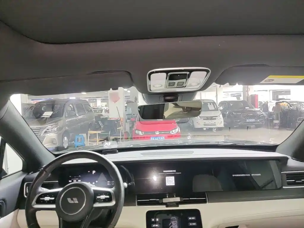 Li Auto Li ONE — миниатюра 18