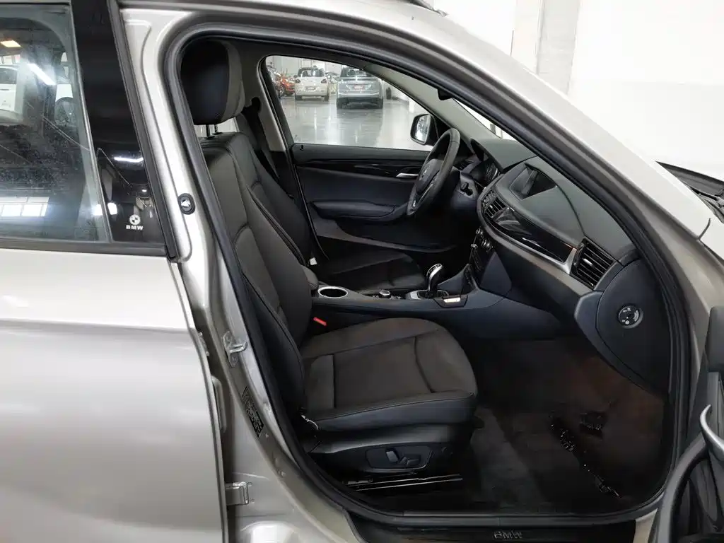 BMW X1 — миниатюра 23