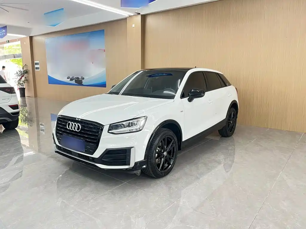 Audi Q2L — миниатюра 3