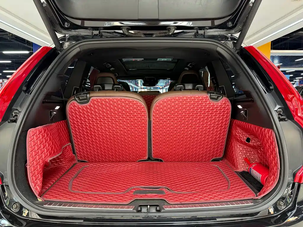 Volvo XC90 — миниатюра 13