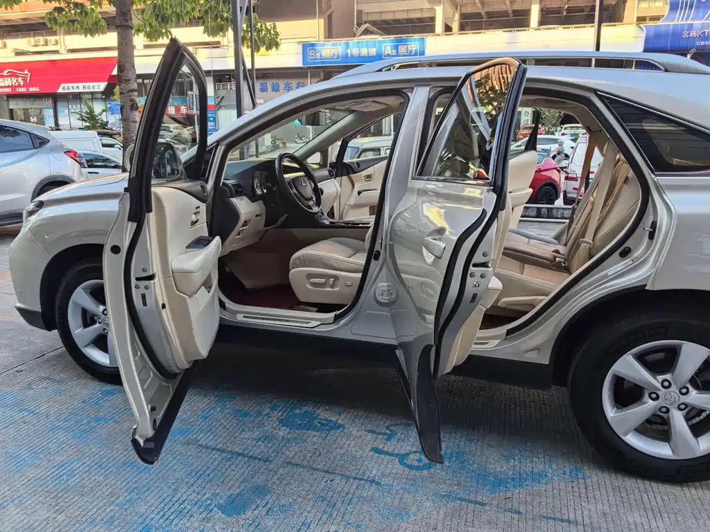 Lexus RX Classic — миниатюра 15