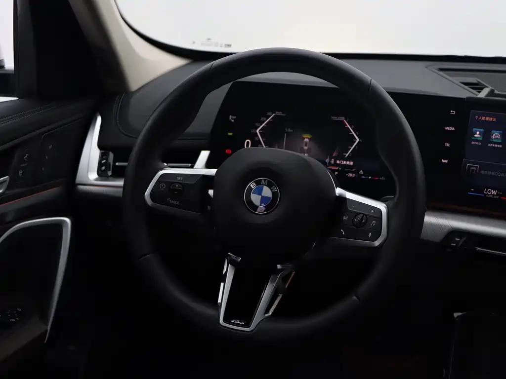 BMW X1 — миниатюра 16
