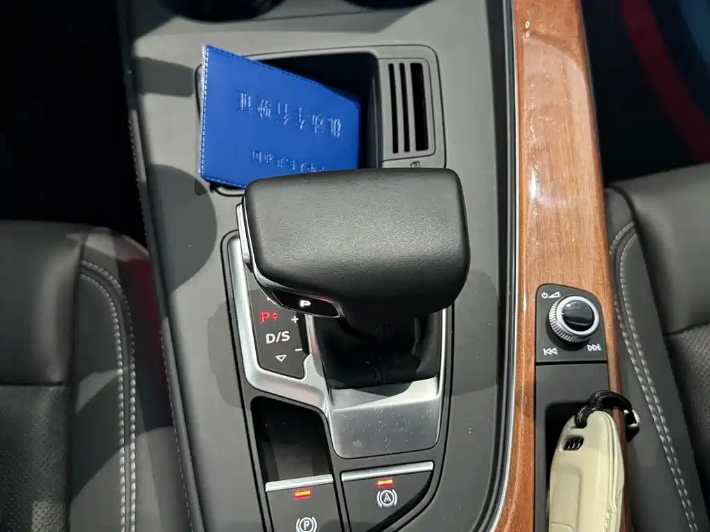 Audi A4L — миниатюра 14