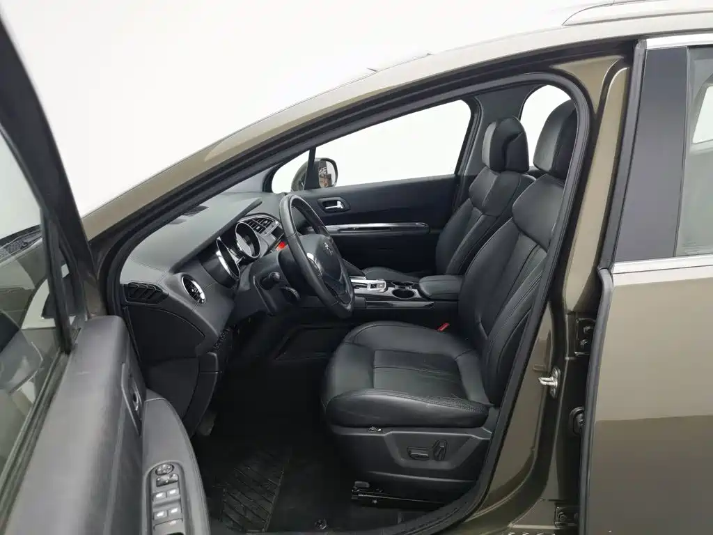 Peugeot 3008 — миниатюра 10