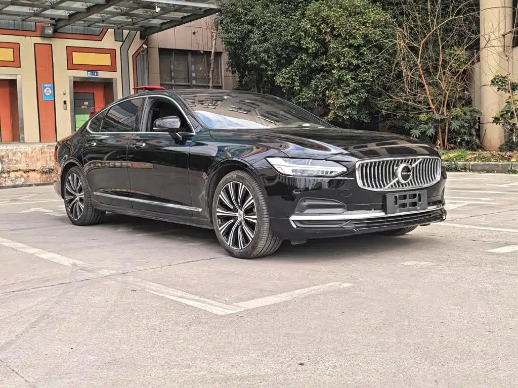 Volvo S90 — миниатюра 3