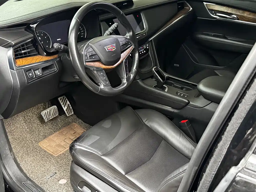 Cadillac XT5 — миниатюра 11