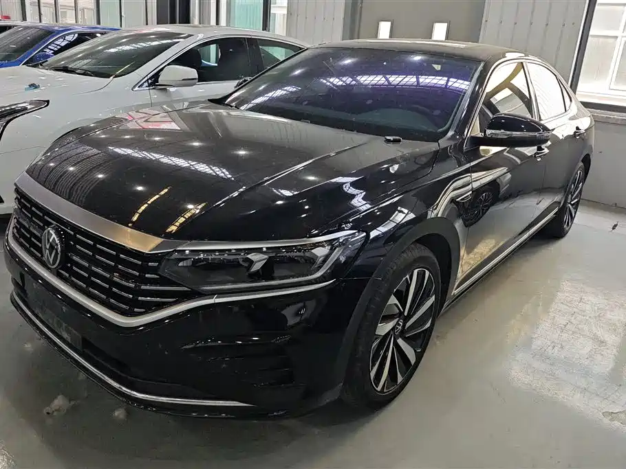 Volkswagen Passat 2022