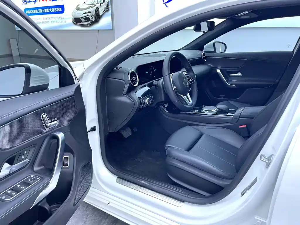 Mercedes-Benz A-Class — миниатюра 4