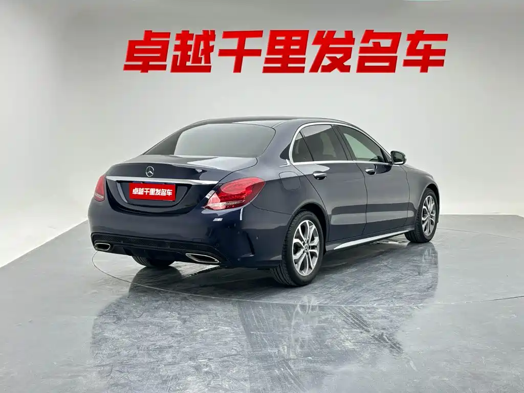 Mercedes-Benz C-Class — миниатюра 8