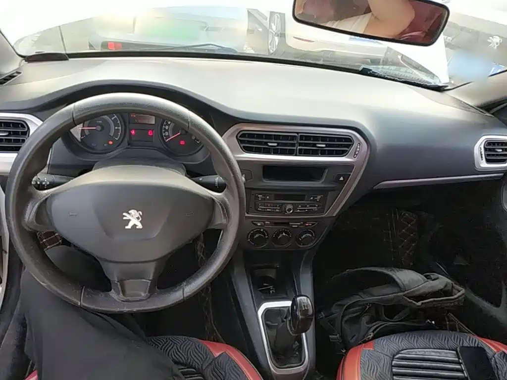 Peugeot 301 — миниатюра 10
